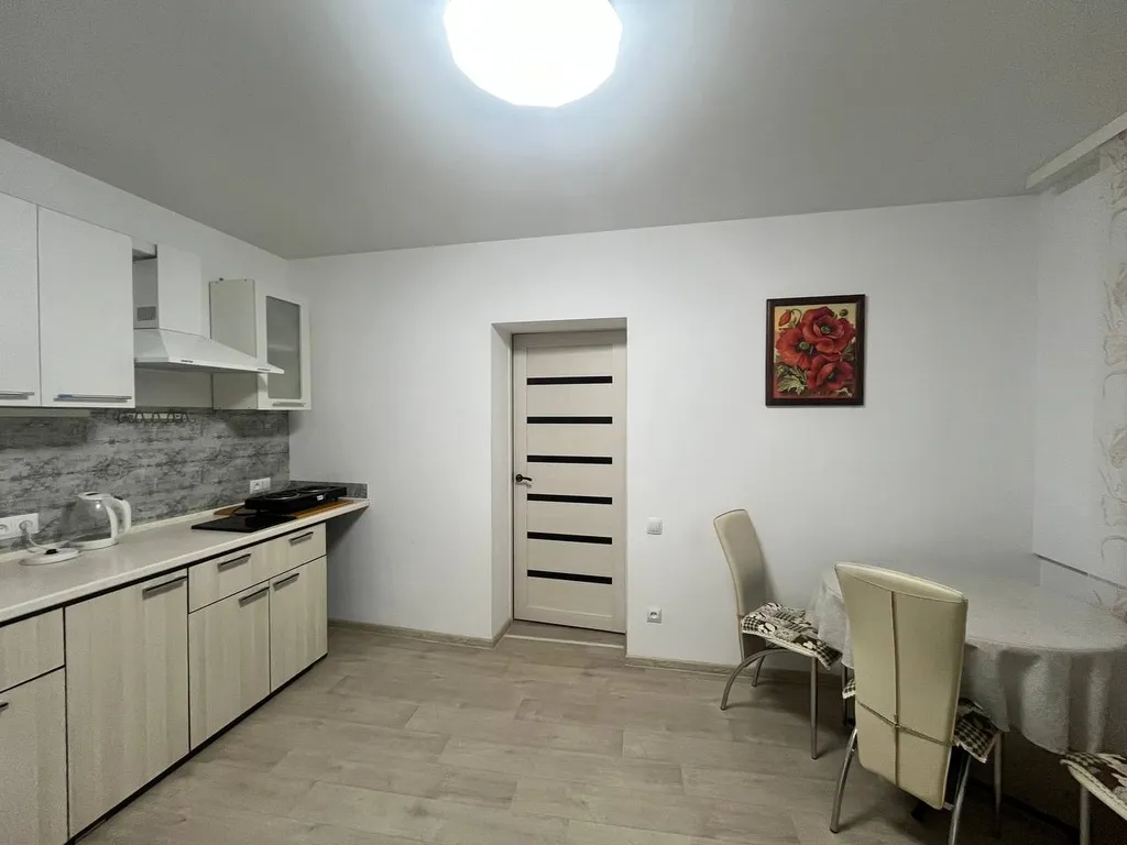 Квартира Комфортная однокомнатная квартира возле ж\д вокзала — Симферополь