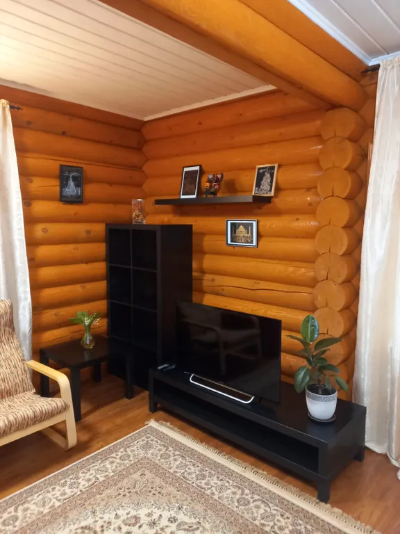 Уютный коттедж у озера