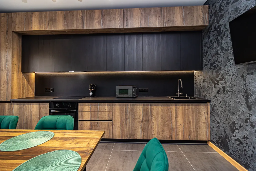 Дом с беседкой, чаном и баней