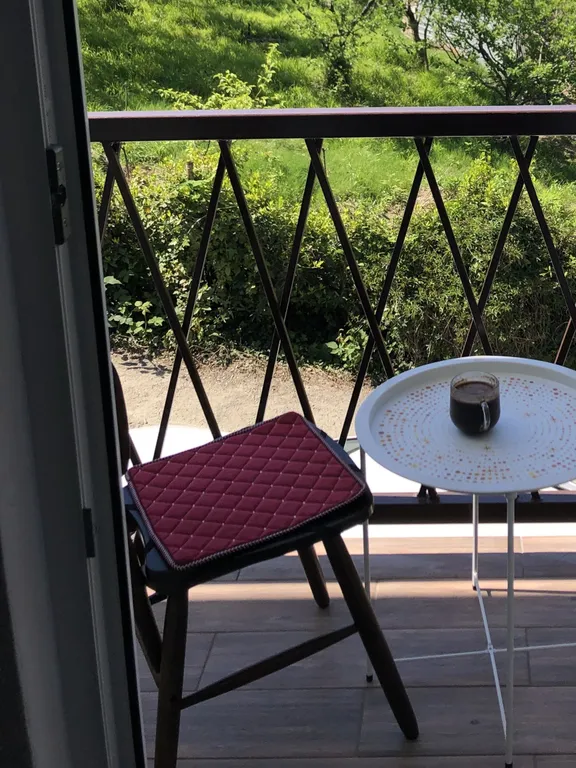 Апартаменты с видом на море и лес