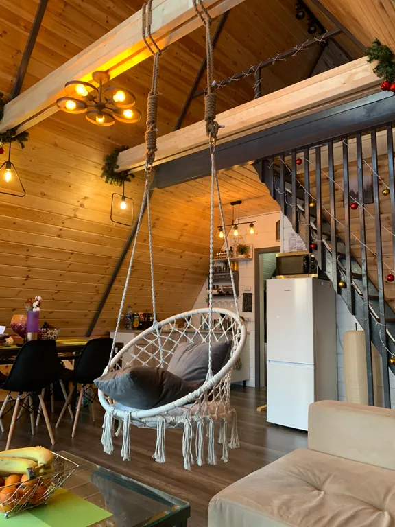 Дом А-фрейм треугольный шалаш в стиле логисты баней и купелью