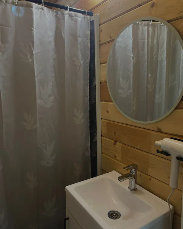 Коттедж Уютный домик с приусадебным участком — Гагра