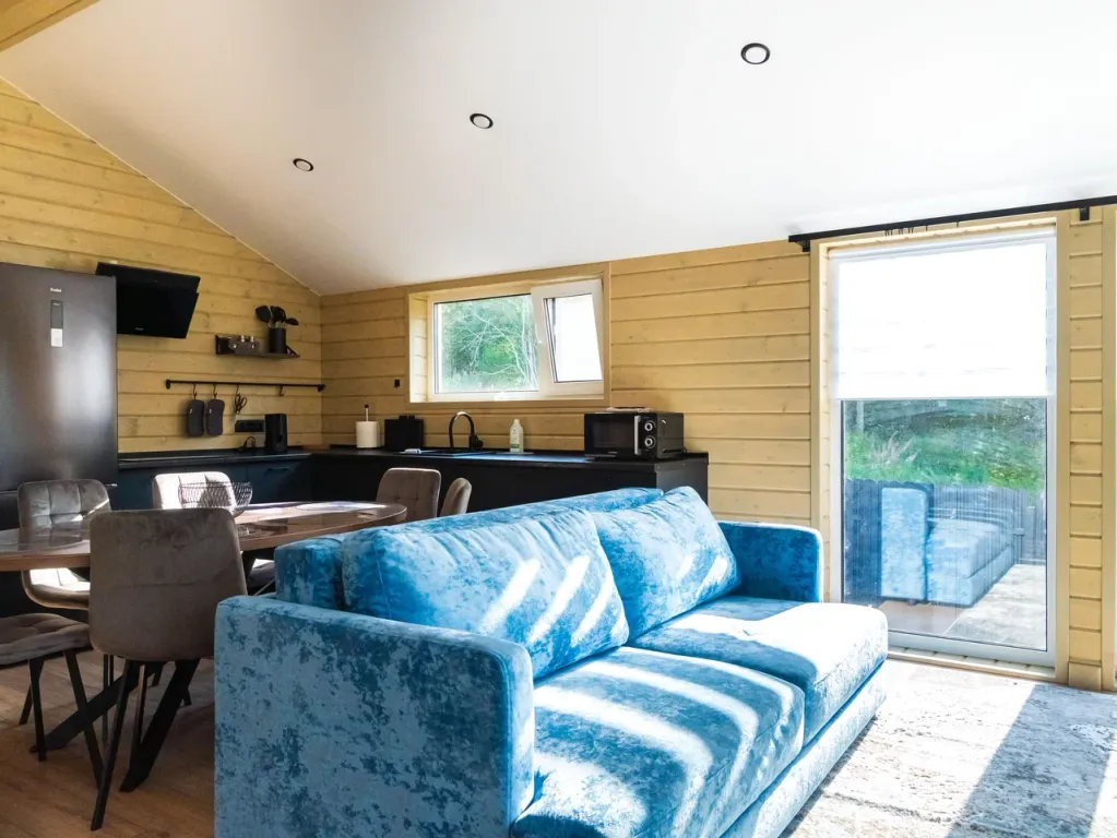 Коттедж Гостевой дом на 8 гостей на берегу Красного озера — Коробицыно