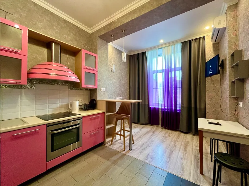 Современная 2-комнатная квартира для 1-4 гостей с кондиционером — аренда посуточно в Химки