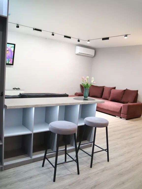 Новая квартира студия с отдельным входом и верандой