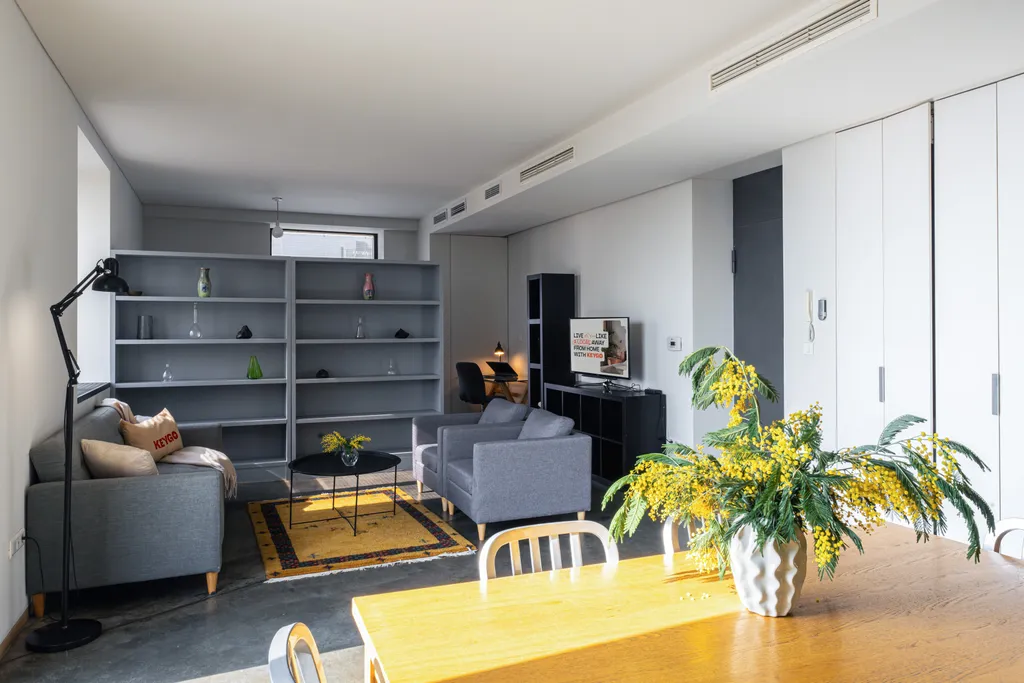 Апартаменты с видом на Каскад