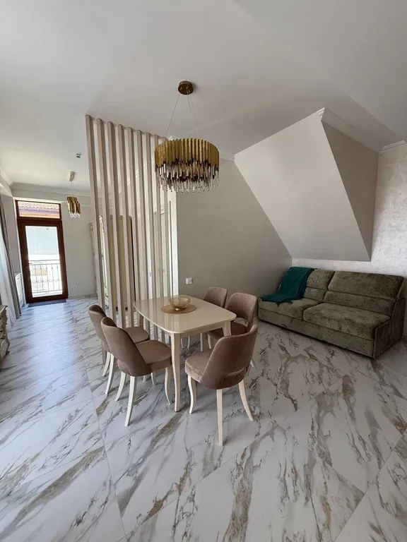 Апартаменты первая линия, Любимовка