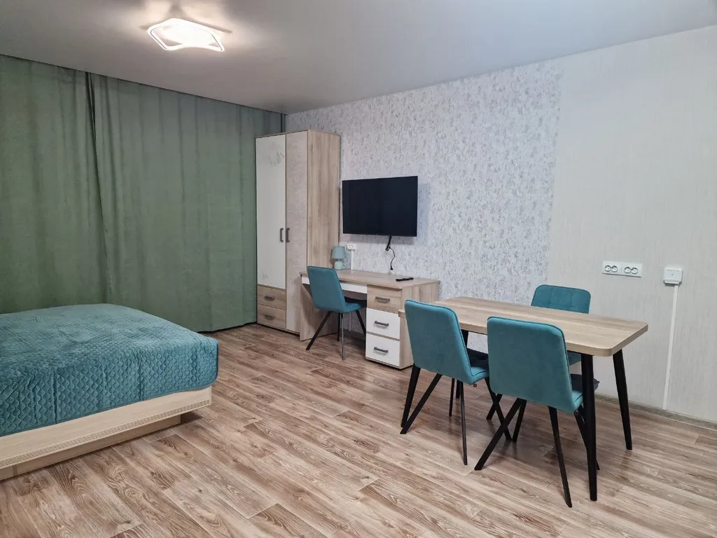 Квартира Квартира с кондиционером в центре, панорамный вид на набережную Енисея — Красноярск