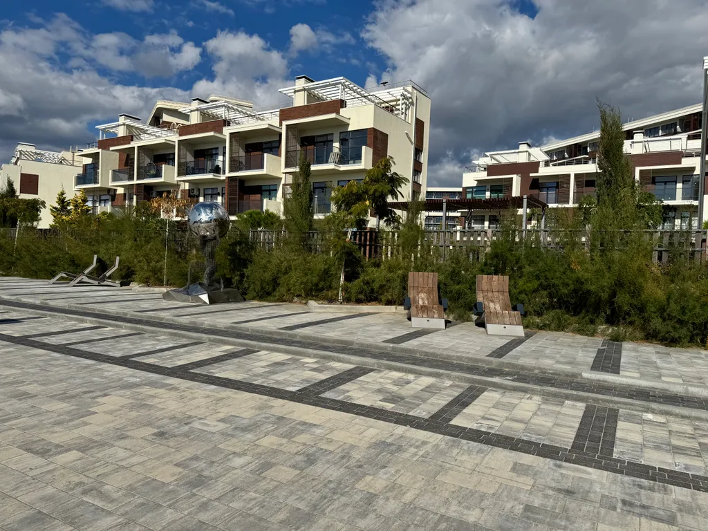 Двухкомнатные Апартаменты с видом на море и горы