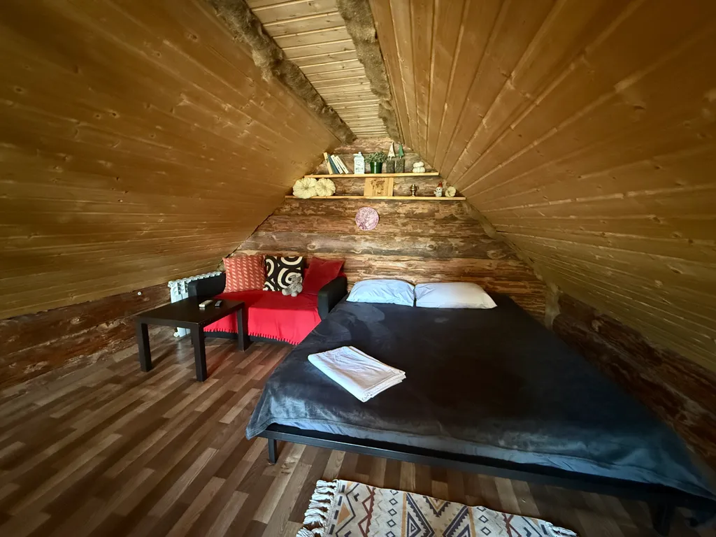 Уютный срубовой дом с баней