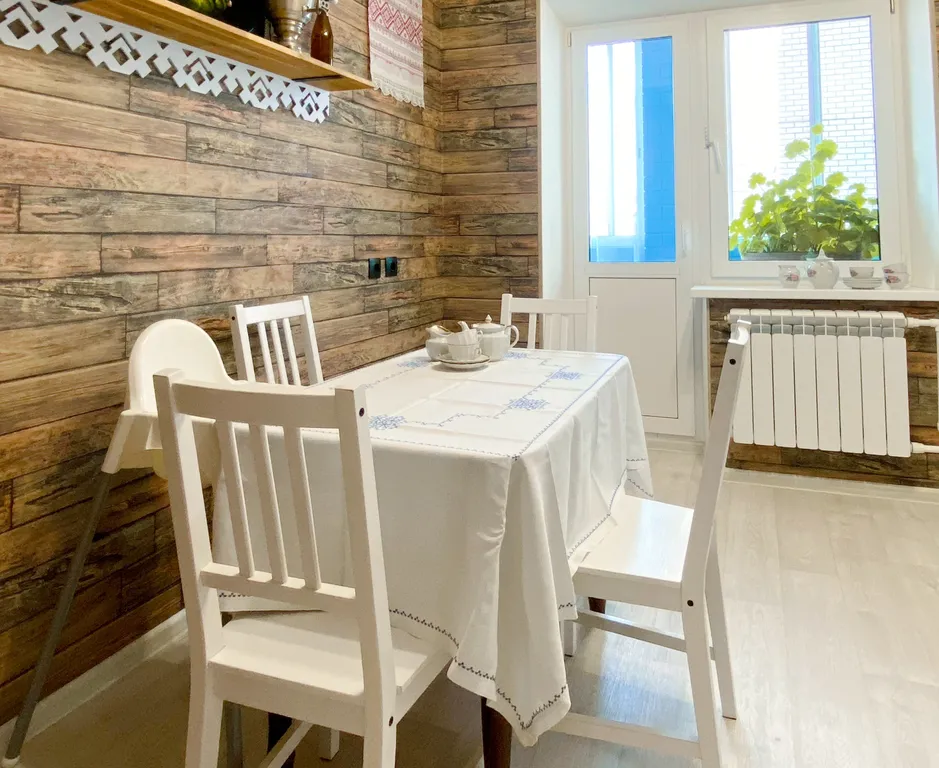 Русские узоры-большая семейная квартира в историческом центре города