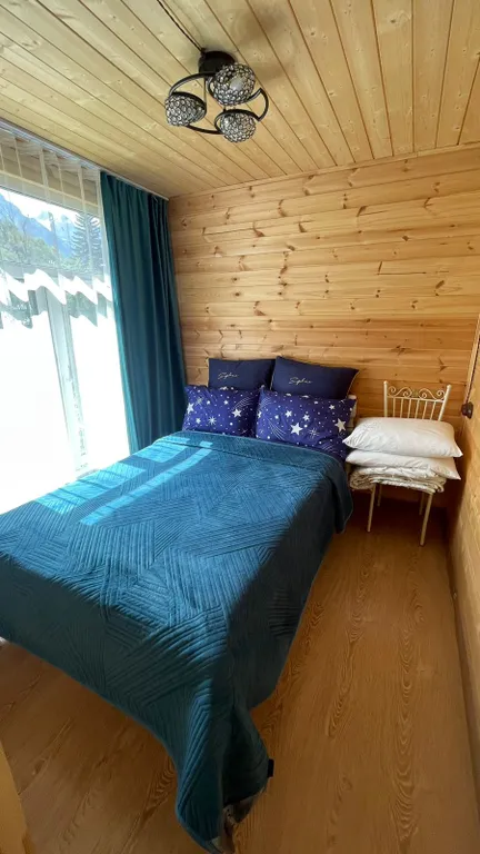 Домик в центре Домбая