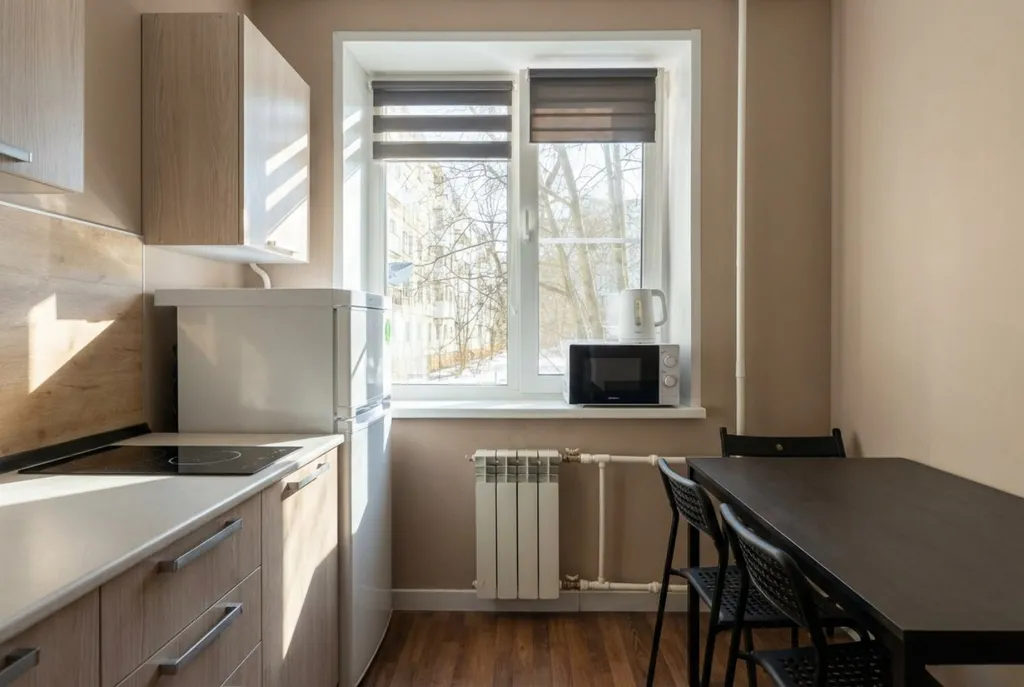 Двухкомнатная квартира с раздельными комнатами рядом с Норд Ареной