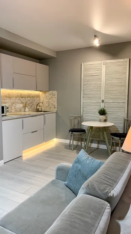 Апартаменты у озера и леса.