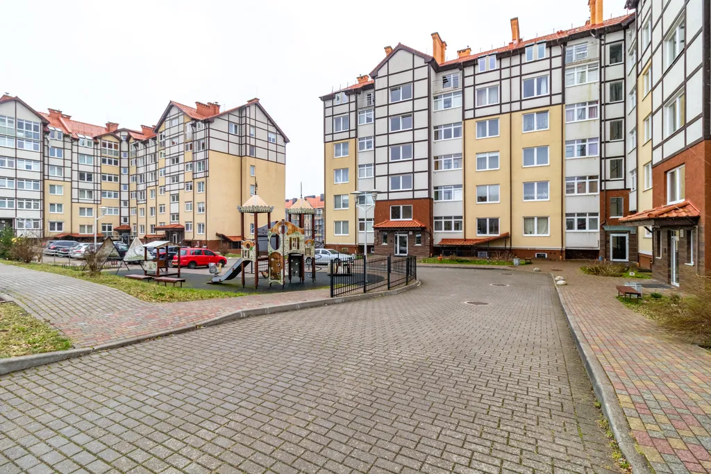 Солнечная квартира с видом на лес