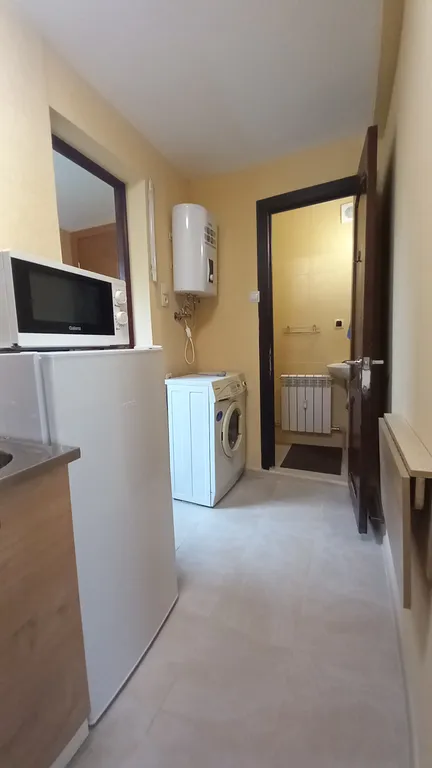 Уютный домик с местом для велосипеда