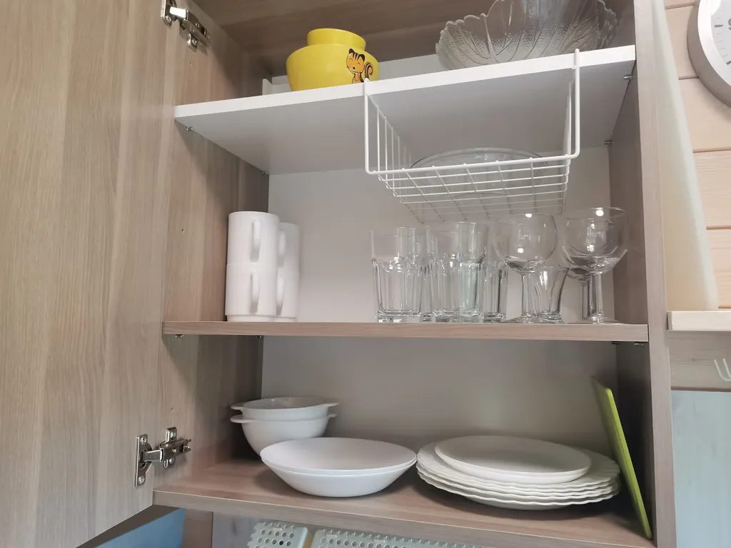 Дом с садом между лесом и рекой