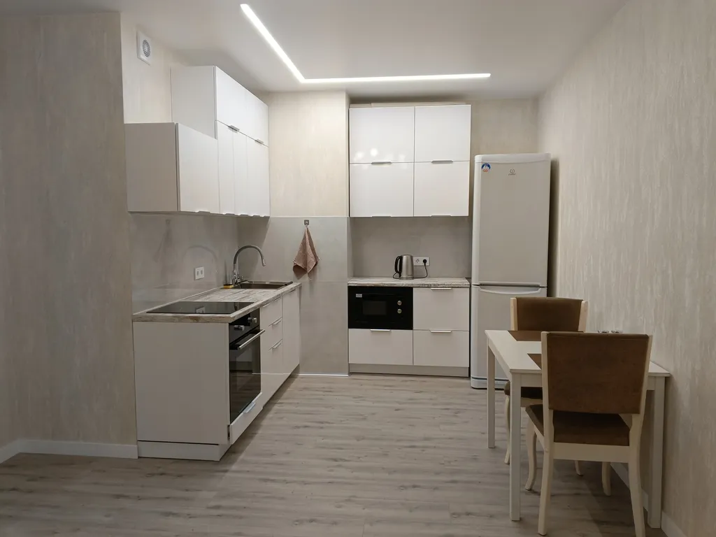 Уютная студия в новом доме с видом на Волгу