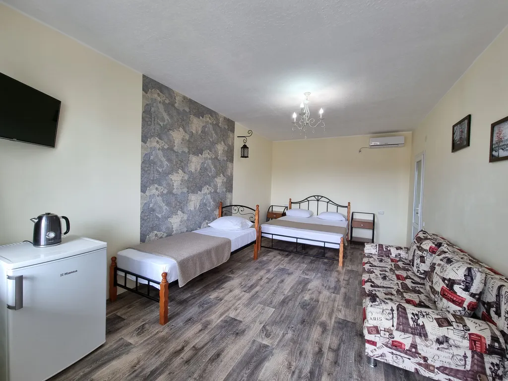 Люкс с видом на море и Генуэзскую крепость