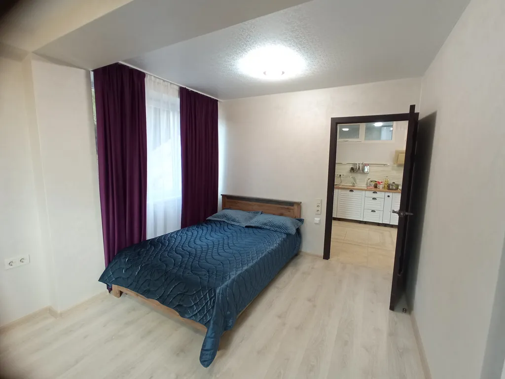 Уютная двухкомнатная квартира с видом на море и горы