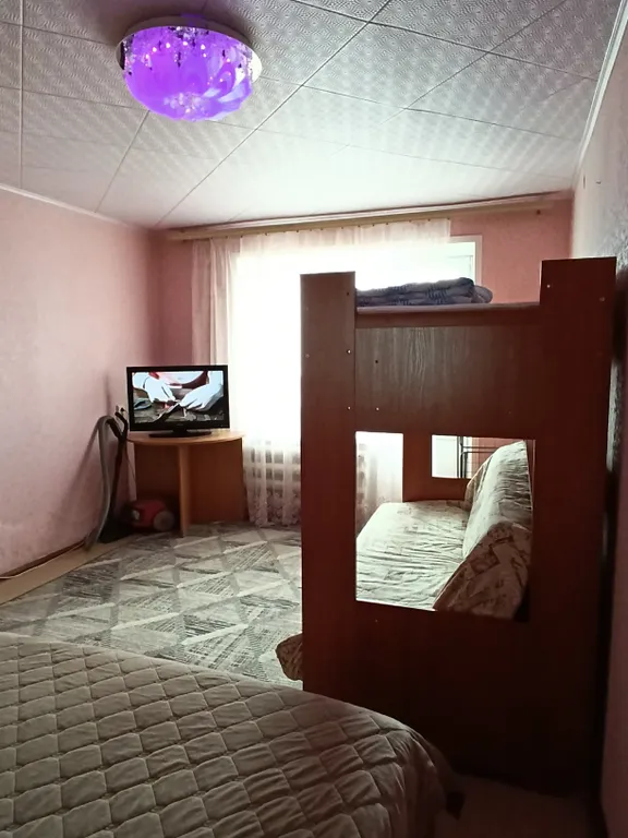 Двухкомнатная квартира район 15 шахты