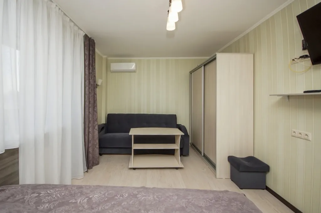 Вместительная двушка у вокзала и набережной