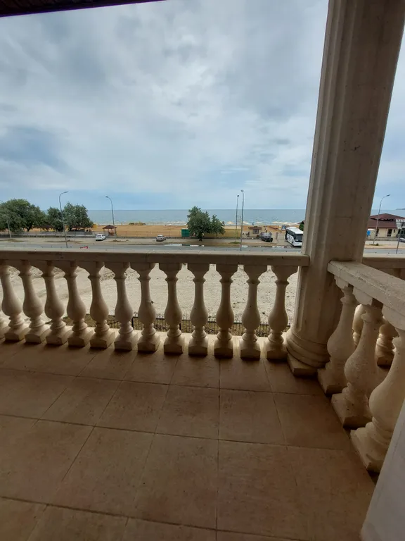 3-комнатные апартаменты с видом на море