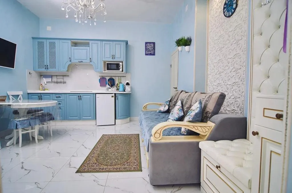 Домик около парка