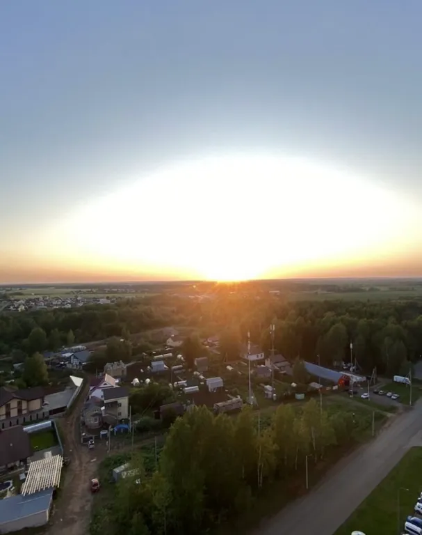 Уютная студия с красивым видом из окна