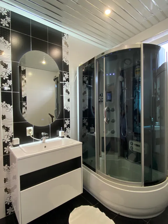 4-комнатная Квартира