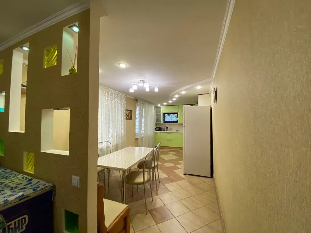 Просторное жилье у Сенного рынка