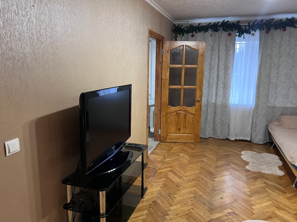 Двухкомнатная квартира в центре золотого квадрата на Северром