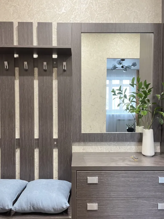 Квартира Просторная квартира с видом на сквер — Красноярск