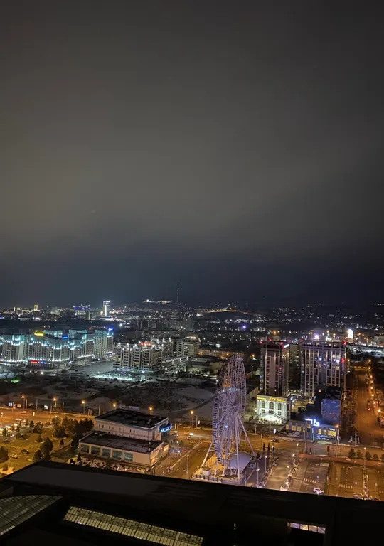Жк «Браун» с видом на горы возле Мега Центра