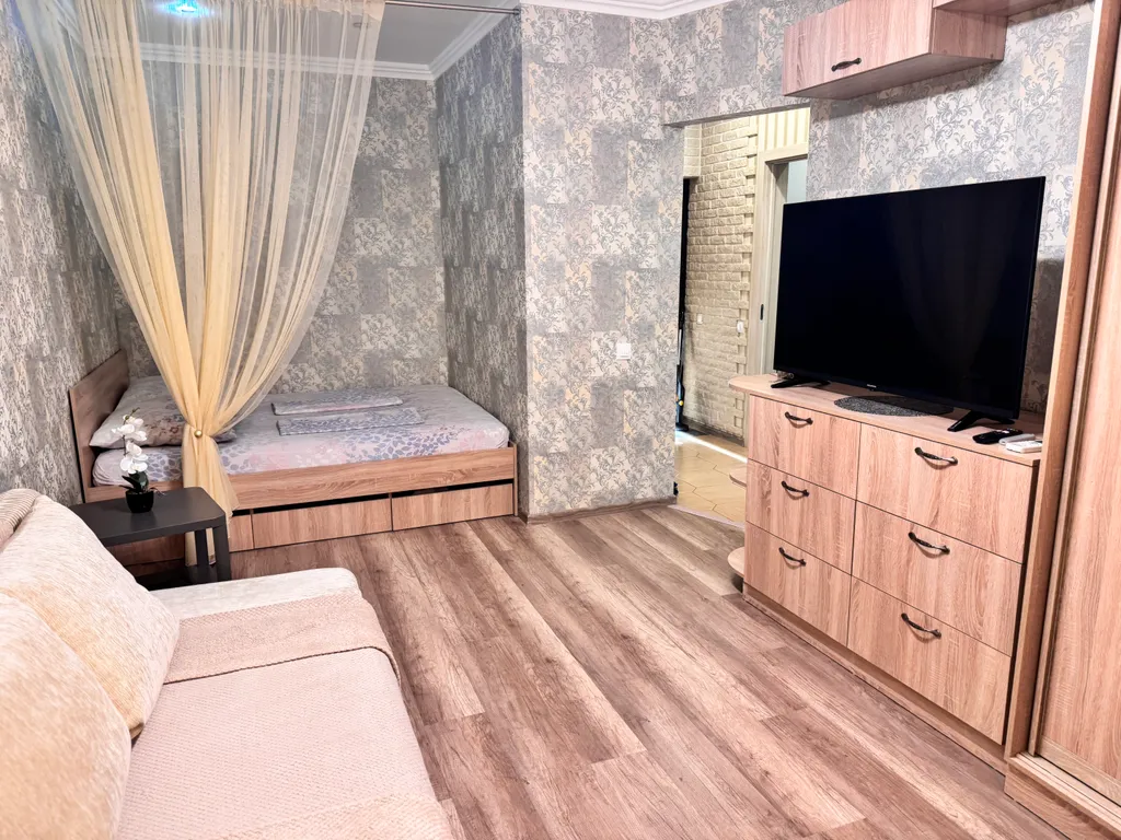 Уютная квартира в центре города, рядом с трассой М4 — аренда посуточно в Аксай