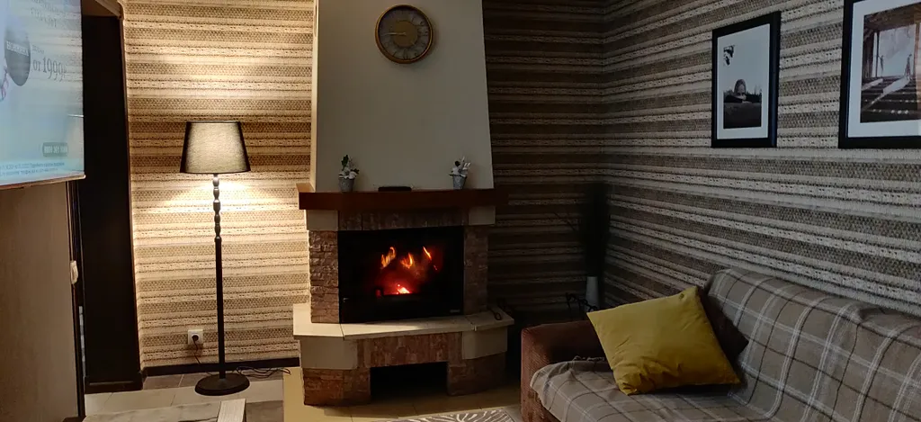 Коттедж у озера