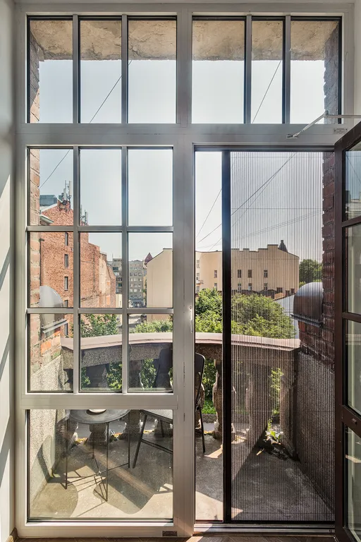 J&N Apartments Дизайнерская видовая студия с балконом