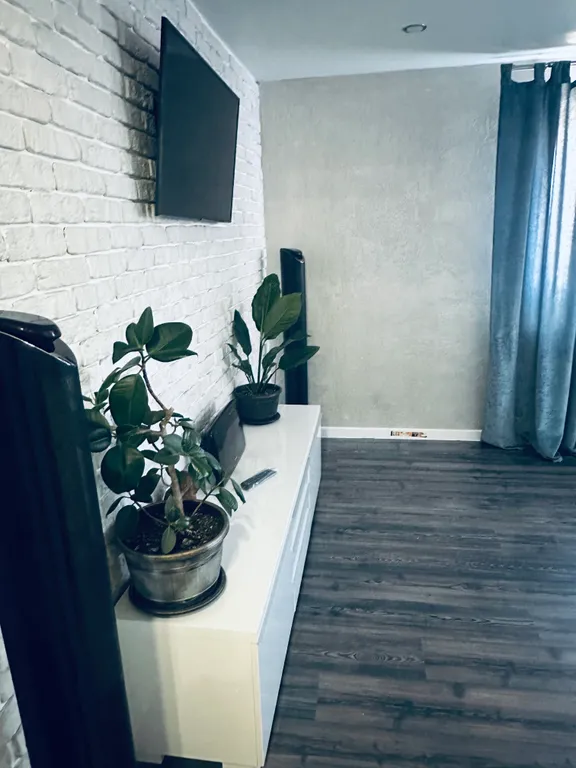 Уютная 2-я квартира в центре Красного камня