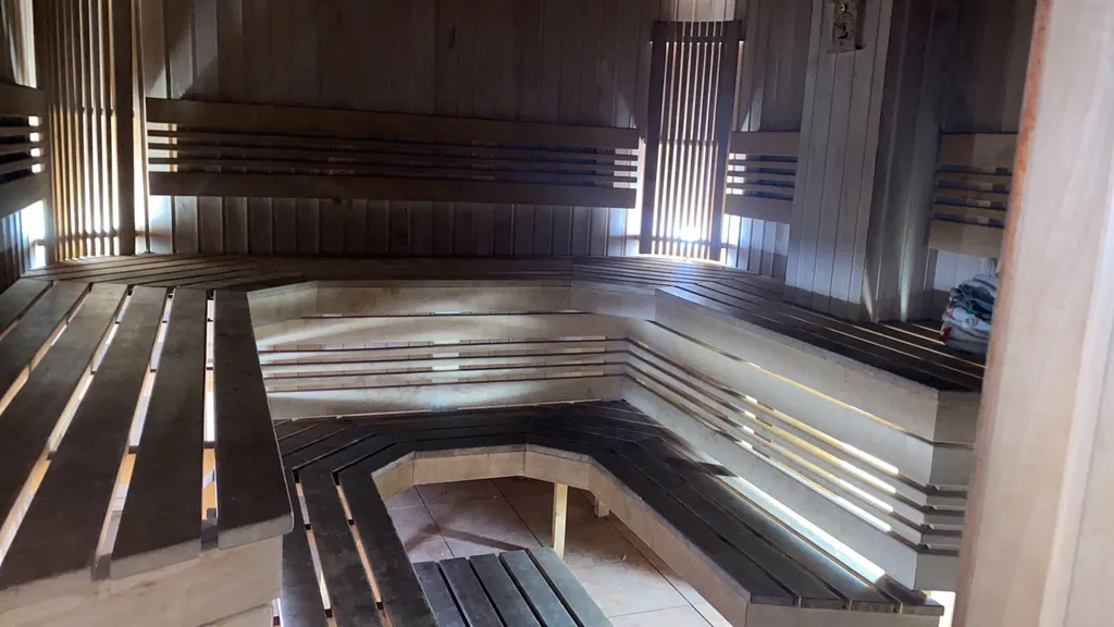 Коттедж Уютный дом на берегу реки — Новая Ладога