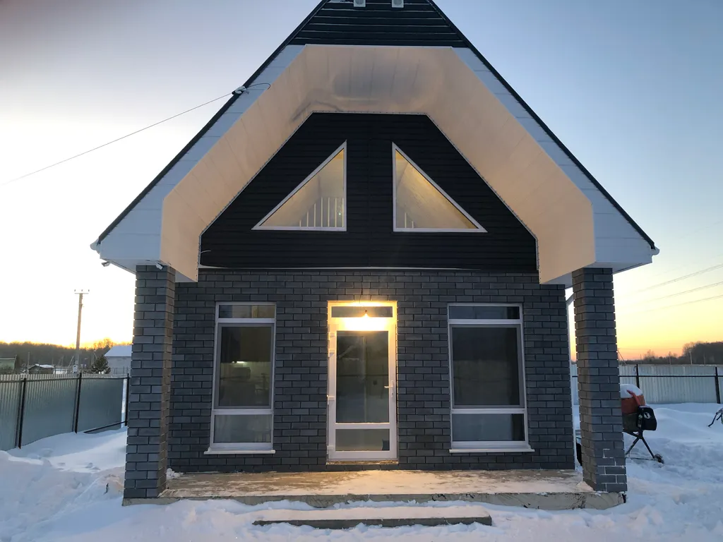 Уютный домик в окружении леса и горячих источников