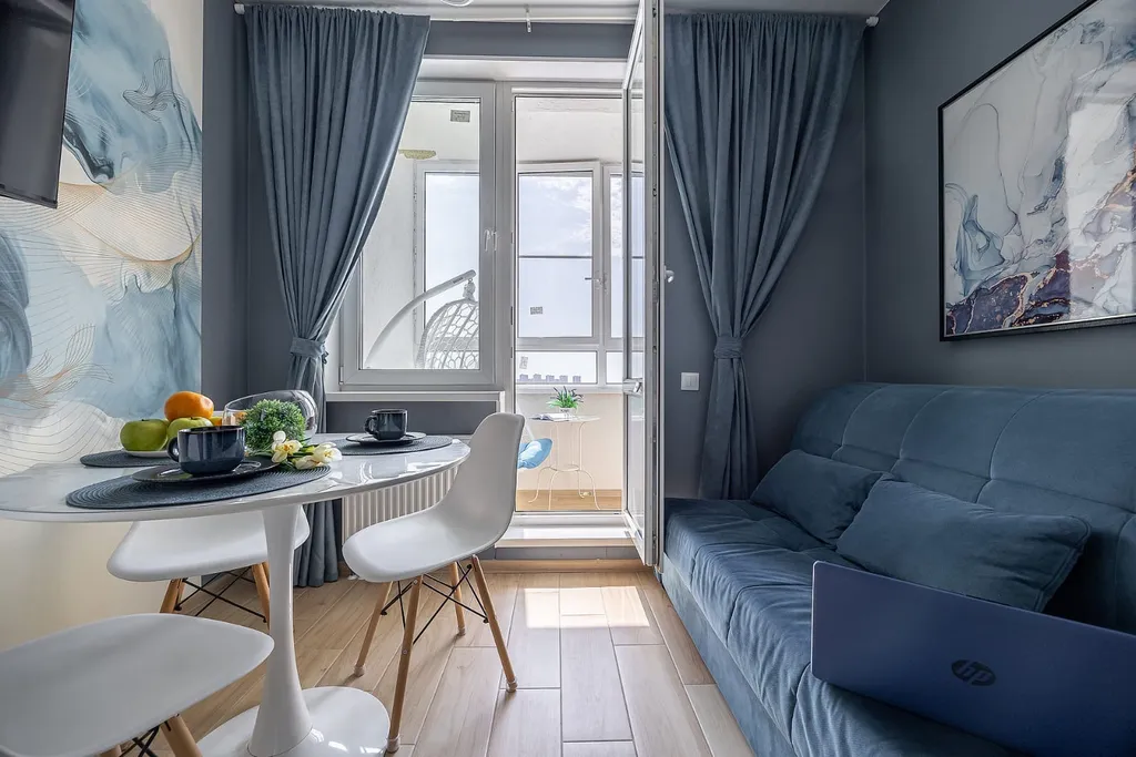 Видовая 1-комнатная квартира в ЖК Цветы