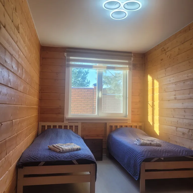 10-комнатный Дом