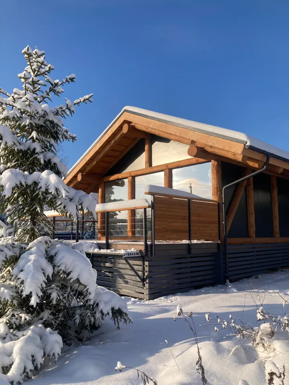 Коттедж Премиум Шале с панорамным душем, стабильным интернетом. Скидки до 60 % — аренда посуточно в Таруса