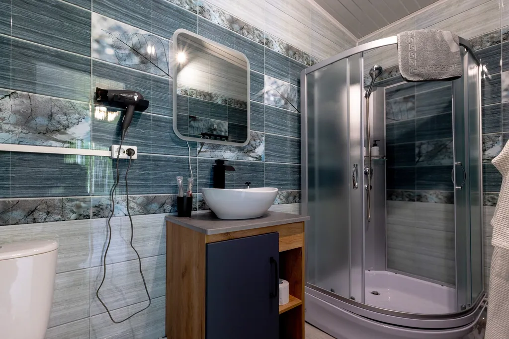 Уютный дом на лоне природы у лесной полосы