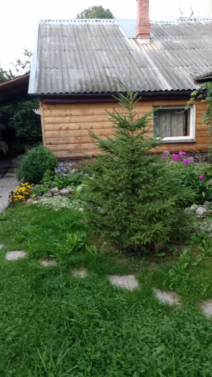 Дом у реки в Пскове