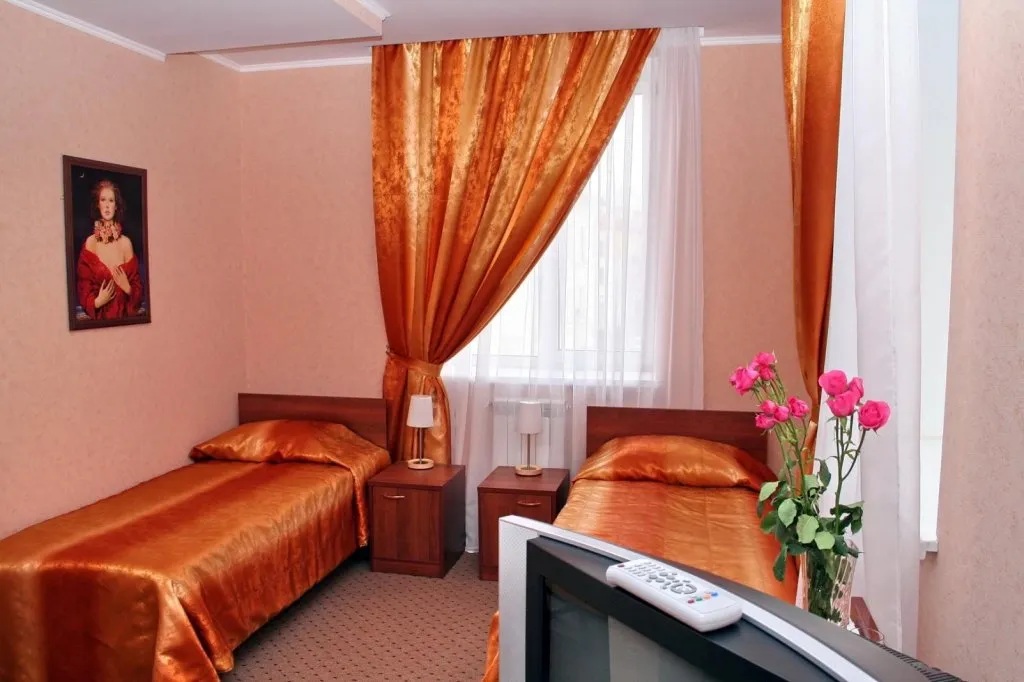 Квартира Комната — аренда посуточно в Орск