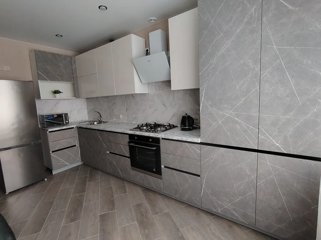 Новая квартира с автономным отоплением, 10-15 минут на машине до центра