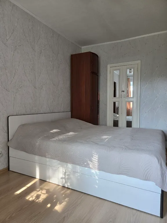 Petri Šemeikka Square apartment