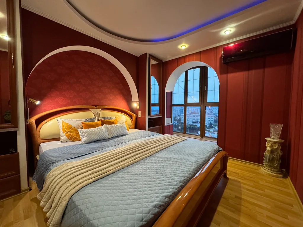 Квартира Рядом парк Победы Херсонес не берем оплату за уборку — аренда посуточно в Севастополь