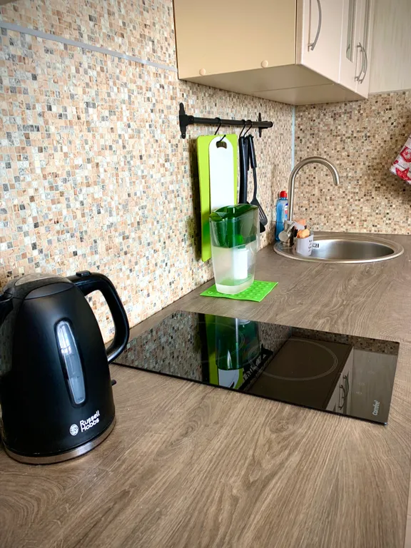 Студия в доме у метро